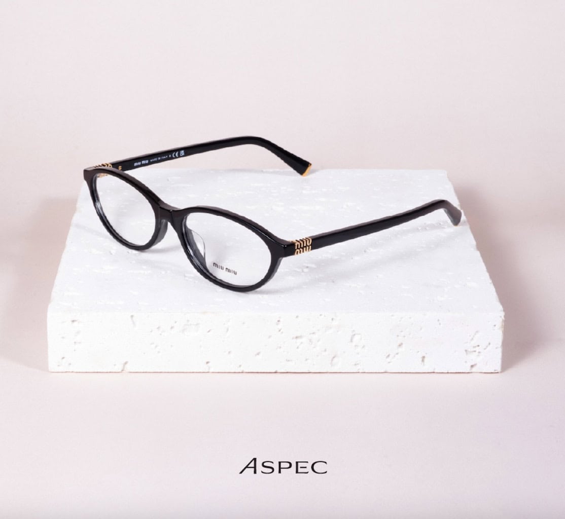 แว่นสายตา Miu Miu รุ่นฮิต Miu Miu - 09XV สีดำ