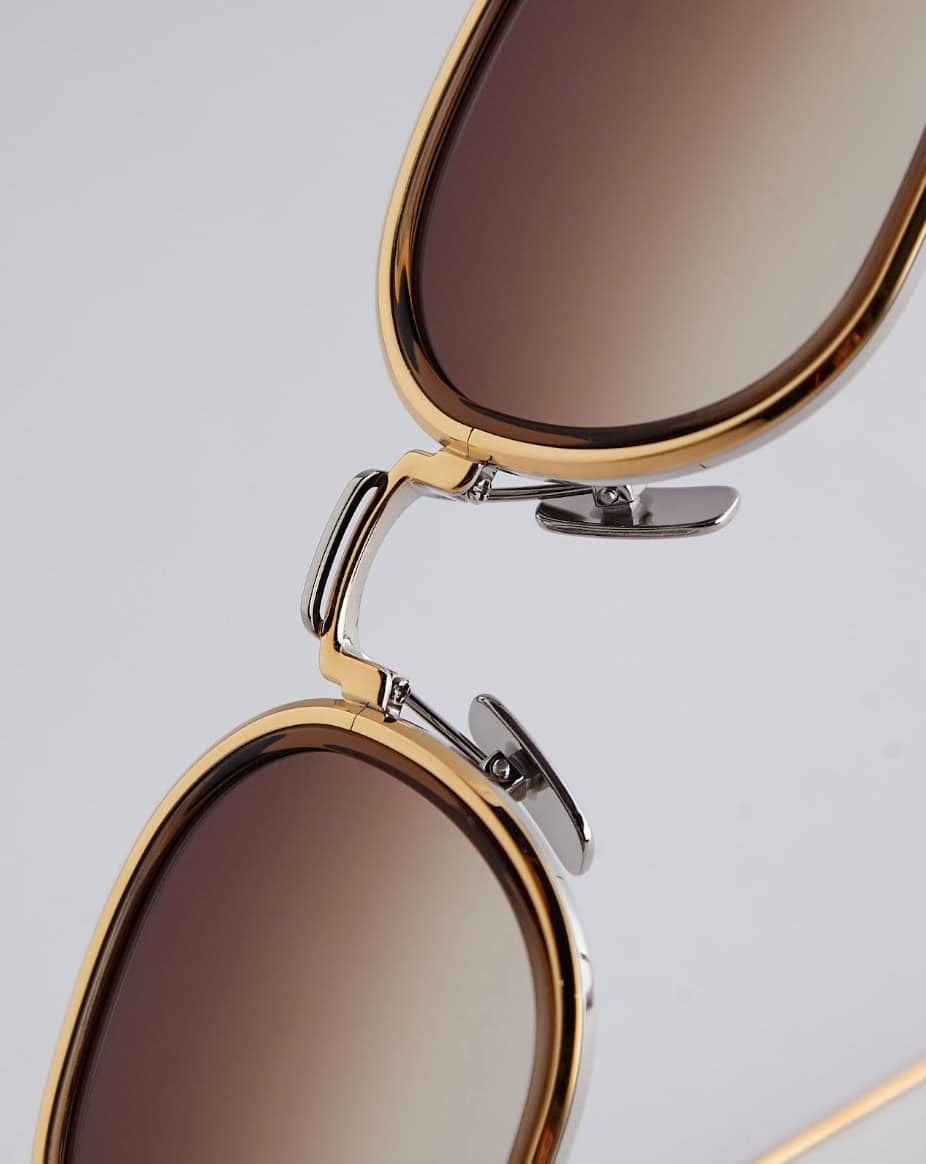 แว่นตาทรงกลม (Round) เหมาะสำหรับผู้ที่มีใบหน้าเหลี่ยมหรือสันกรามคมชัด